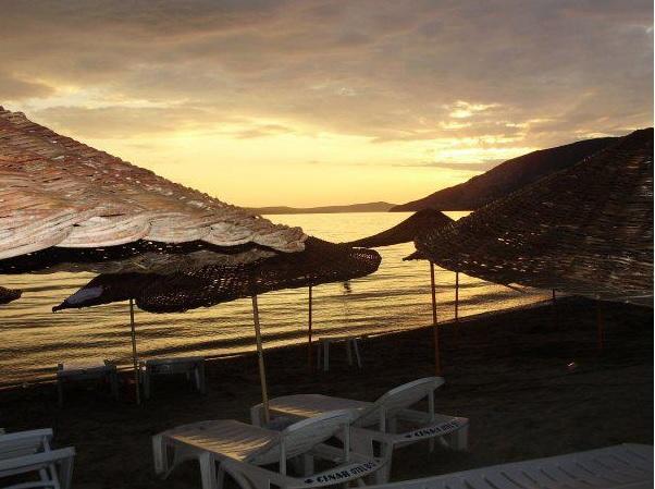 Nil Apart Otel Ocaklar Bagian luar foto